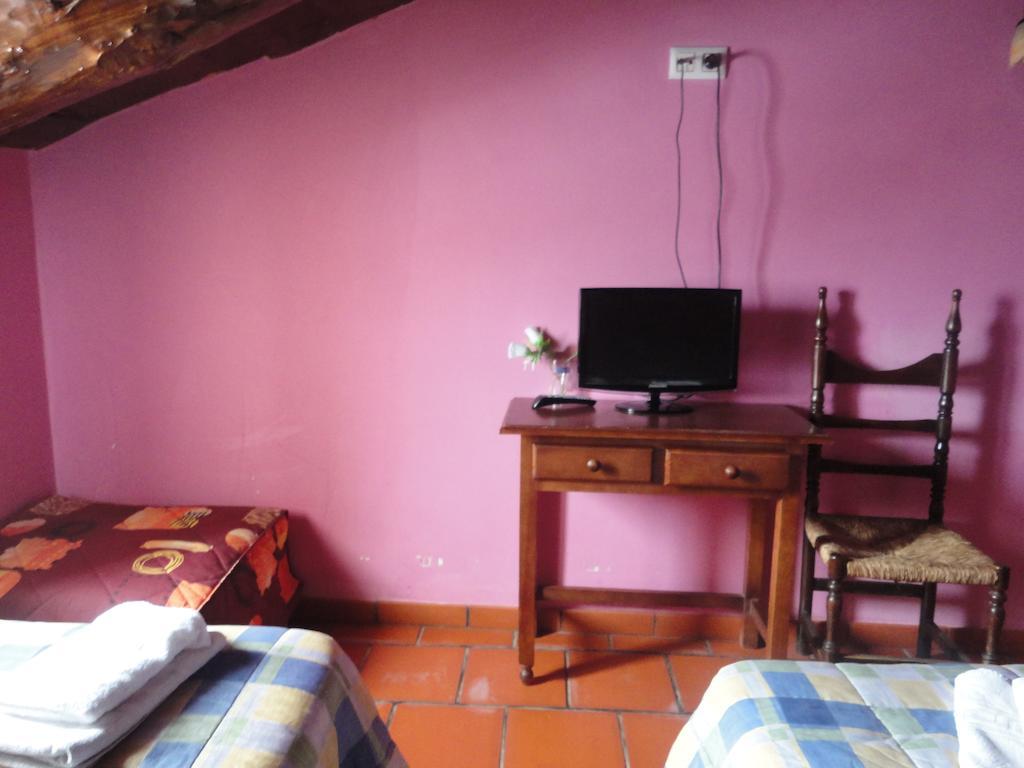 Hostal Venta Liara Allepuz Oda fotoğraf